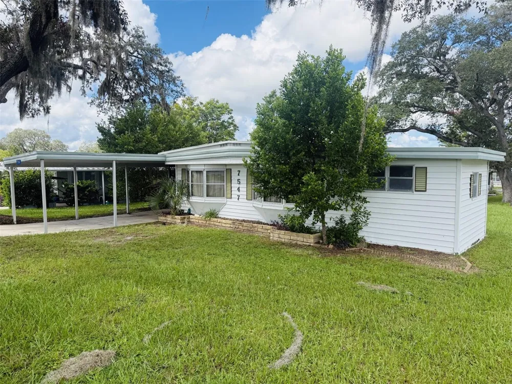 7547 HIGHPOINT BOULEVARD Brooksville, FL 34613