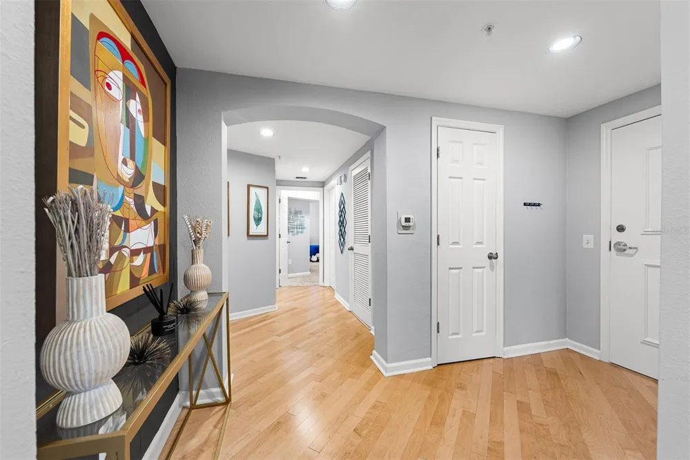 322 E CENTRAL BOULEVARD #901 Orlando, FL 32801
