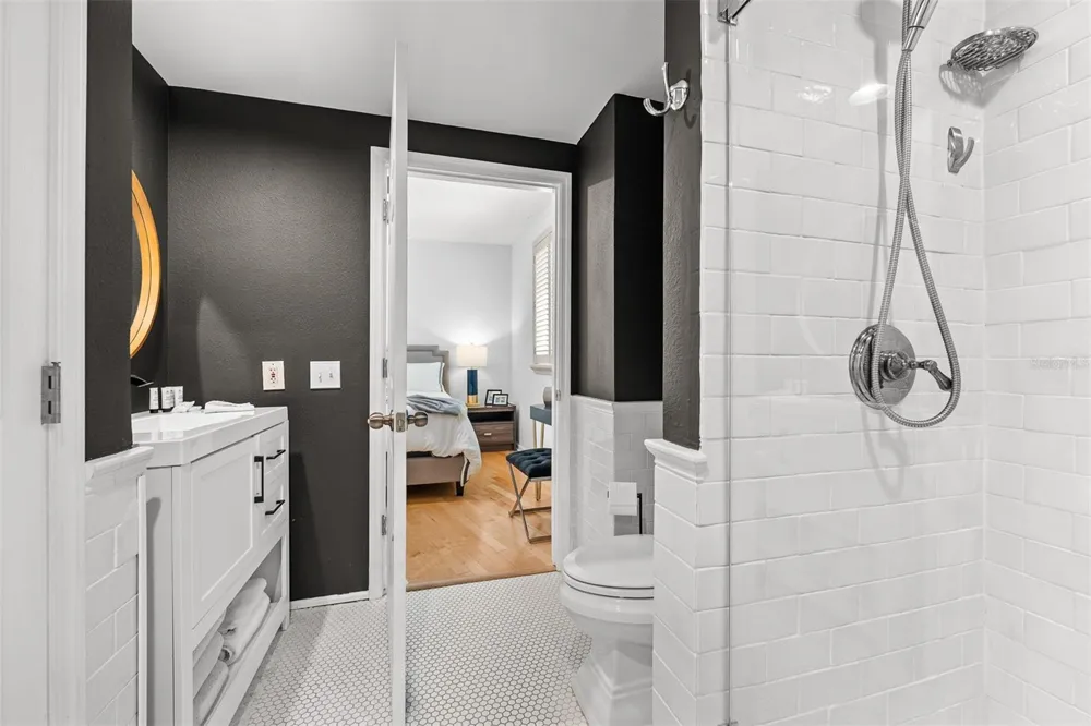 322 E CENTRAL BOULEVARD #901 Orlando, FL 32801