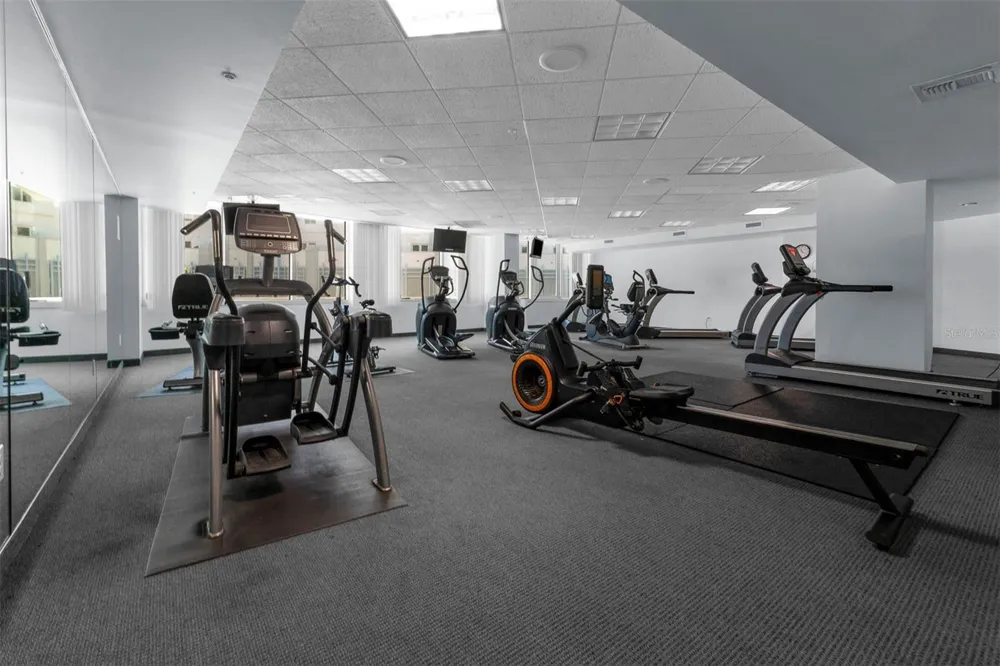 322 E CENTRAL BOULEVARD #901 Orlando, FL 32801