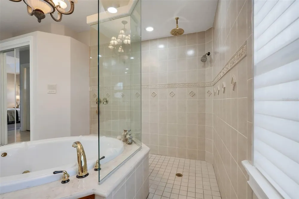 1596 KENNESAW DRIVE Clermont, FL 34711
