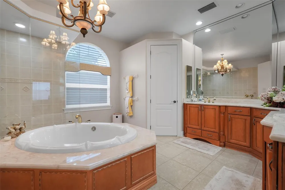 1596 KENNESAW DRIVE Clermont, FL 34711