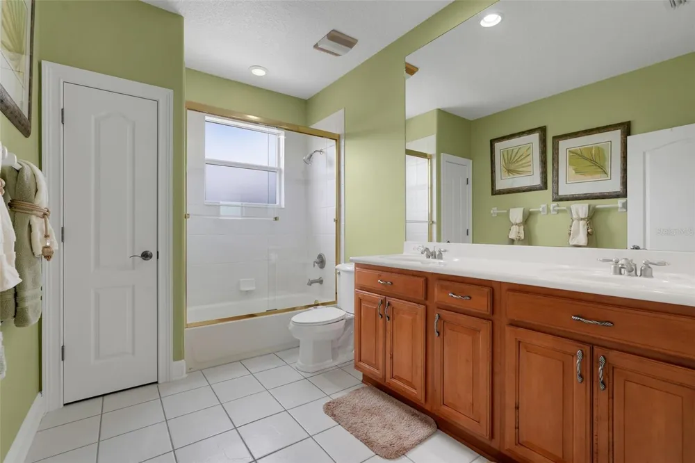 1596 KENNESAW DRIVE Clermont, FL 34711