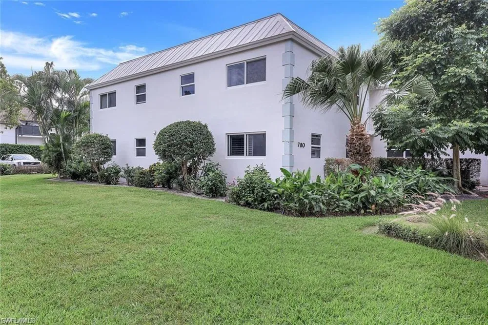 780 10th Avenue #5 Naples, FL 34102