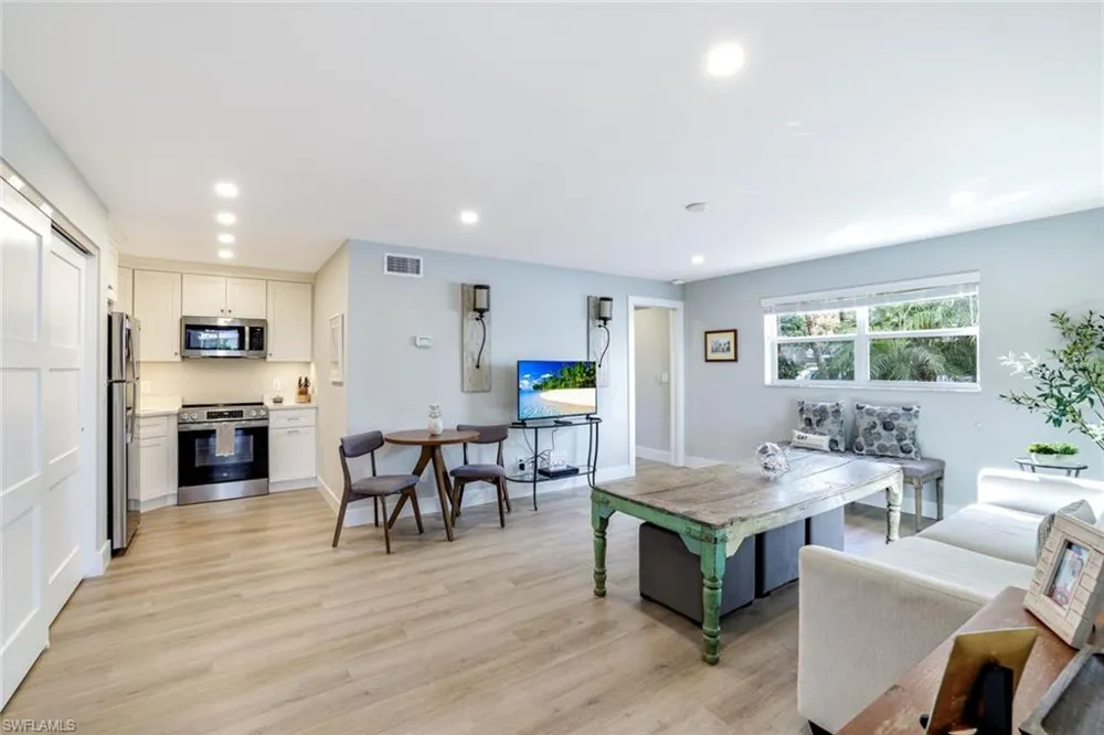 780 10th Avenue #5 Naples, FL 34102