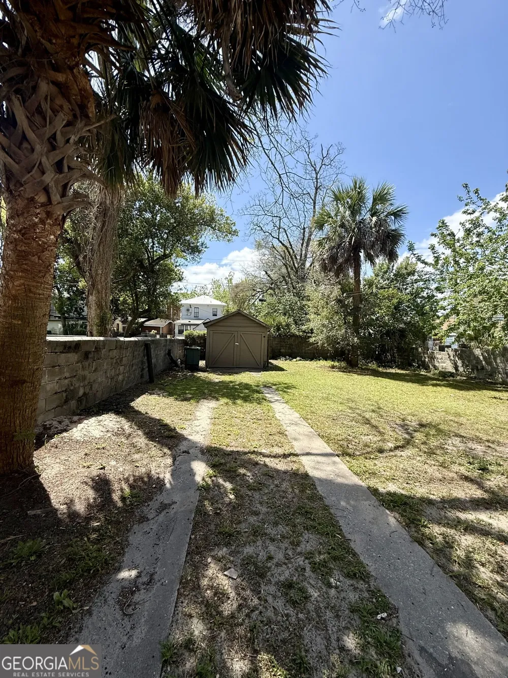 627 W 39th ST Savannah, GA 31415