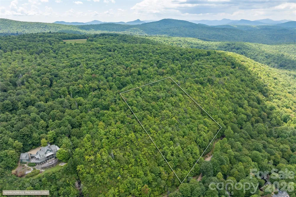 916 Meadow Ridge Drive Lake Toxaway, NC 28747