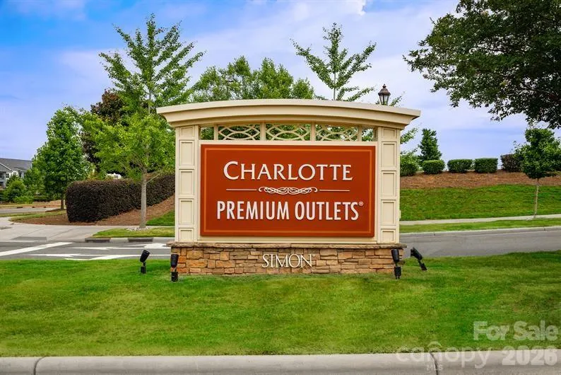 6212 Bridle Creek Drive Charlotte, NC 28214