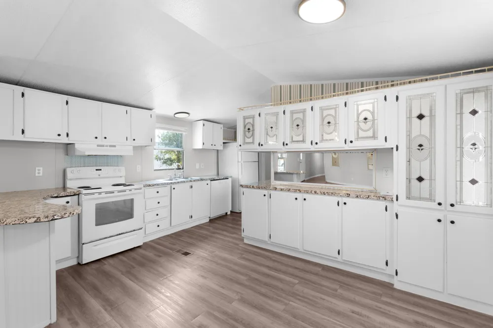 915 Austin Street Kingsland, TX 78639