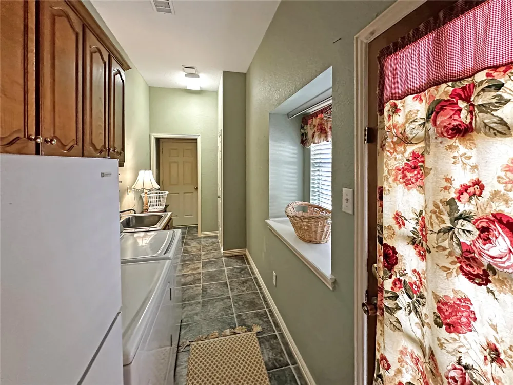 525 Ravenaux Drive Southlake, TX 76092