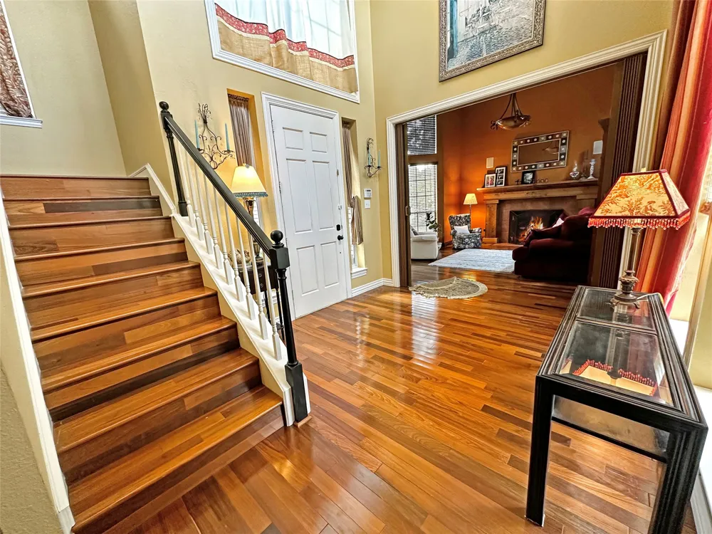 525 Ravenaux Drive Southlake, TX 76092