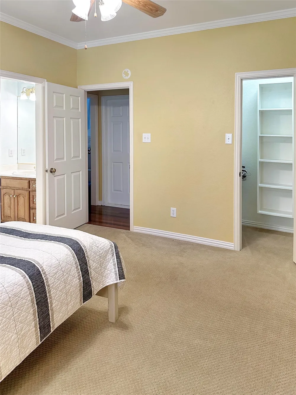 525 Ravenaux Drive Southlake, TX 76092