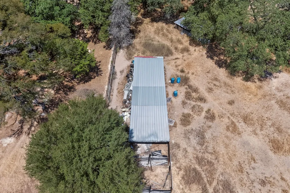 6706 Elam Dallas, TX 75217