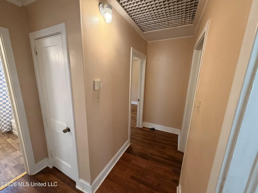 4838 Woodmont Drive Jackson, MS 39206