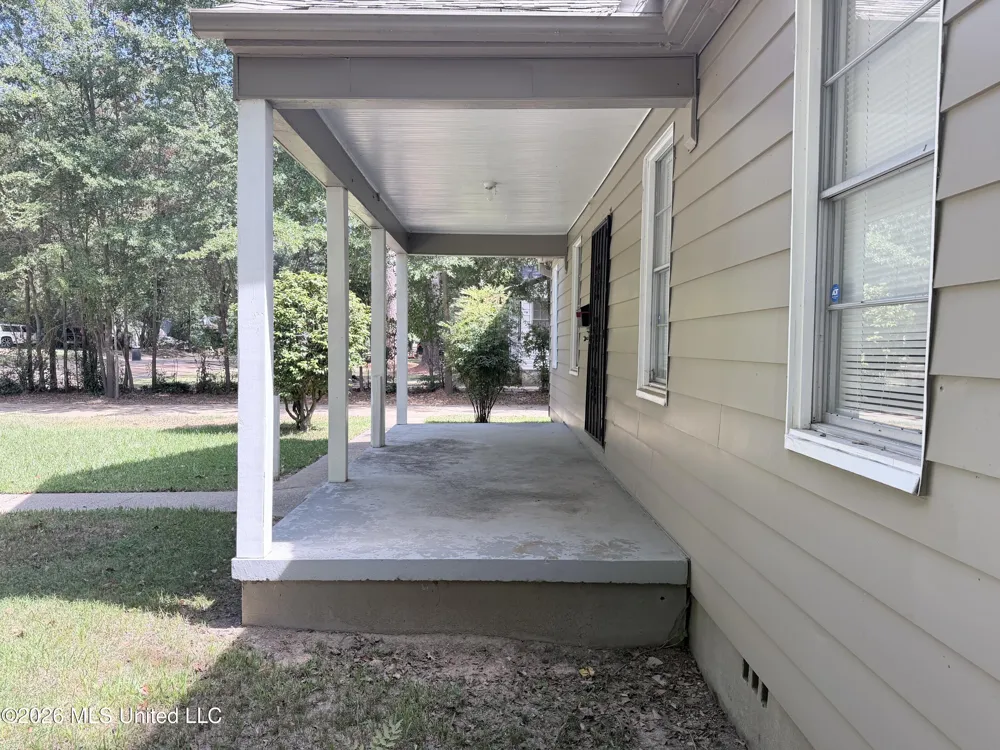 4838 Woodmont Drive Jackson, MS 39206