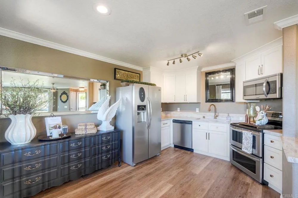 3475 Paseo De Brisas Oceanside, CA 92056
