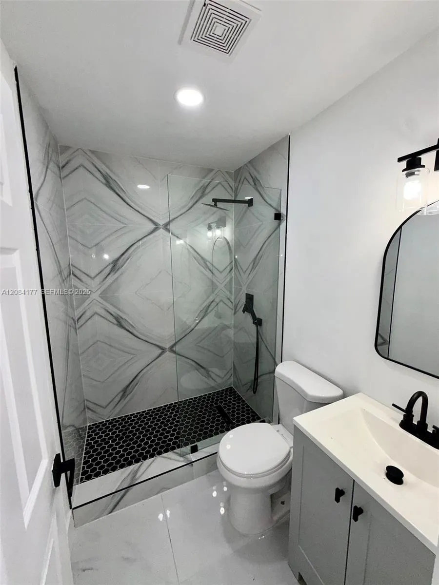 8201 SW 7th Ct North Lauderdale, FL 33068