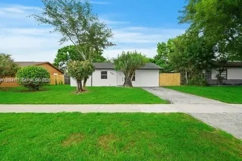 8201 SW 7th Ct North Lauderdale, FL 33068