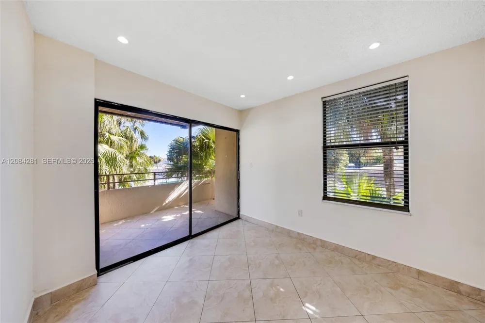 230 Canal St #202 Miami Springs, FL 33166