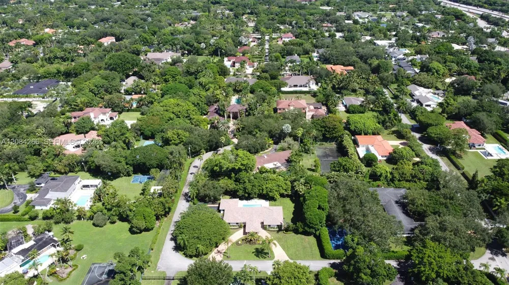 7895 SW 76th Ter Miami, FL 33143