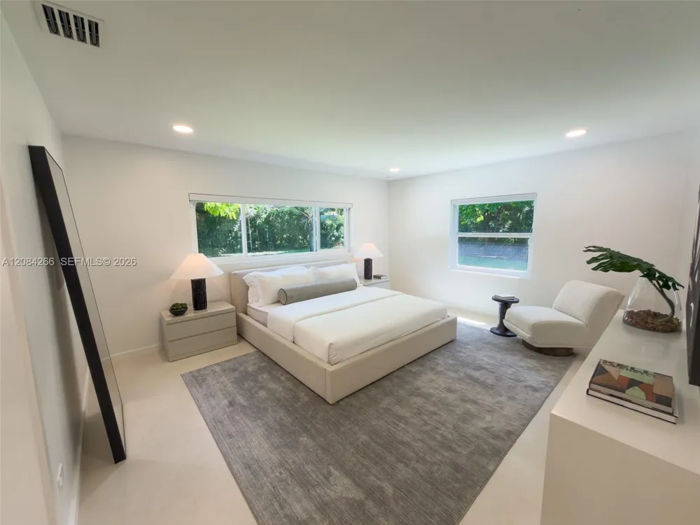 7895 SW 76th Ter Miami, FL 33143