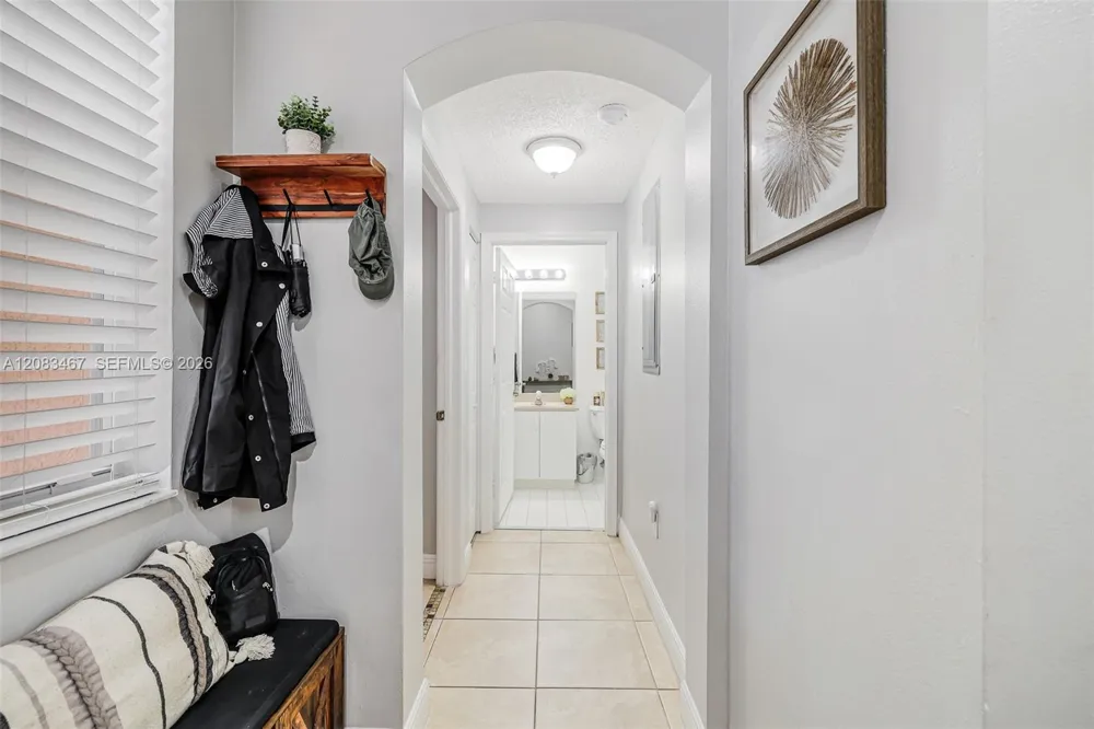 2260 NE 42nd Cir Homestead, FL 33033