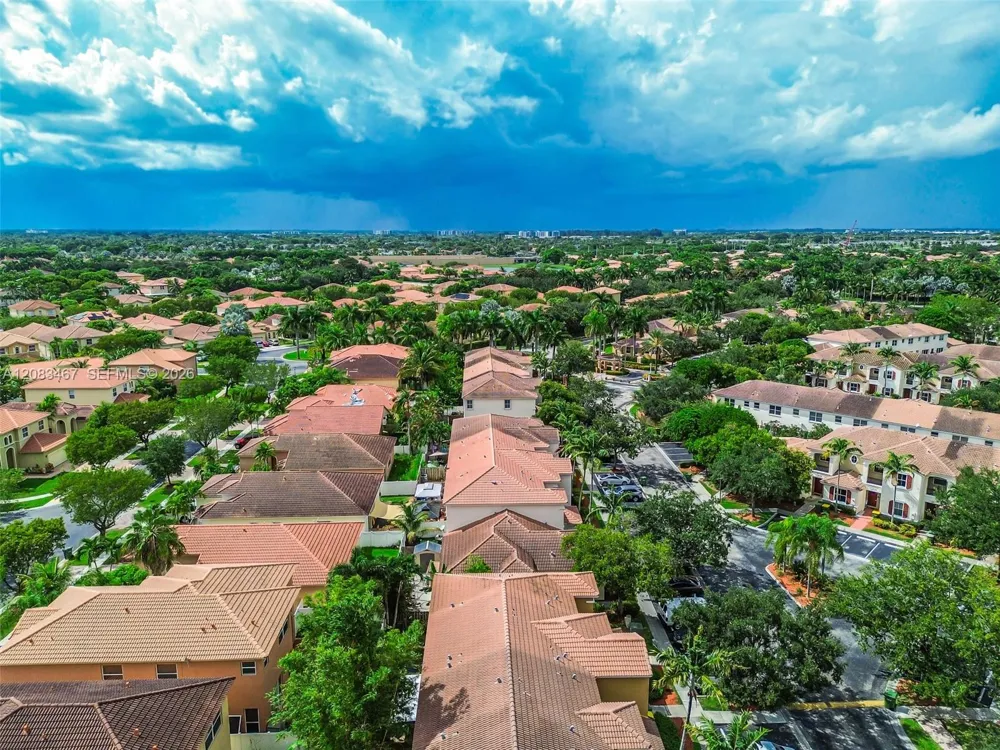 2260 NE 42nd Cir Homestead, FL 33033