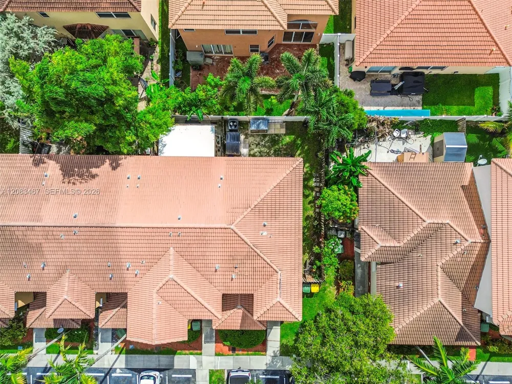 2260 NE 42nd Cir Homestead, FL 33033