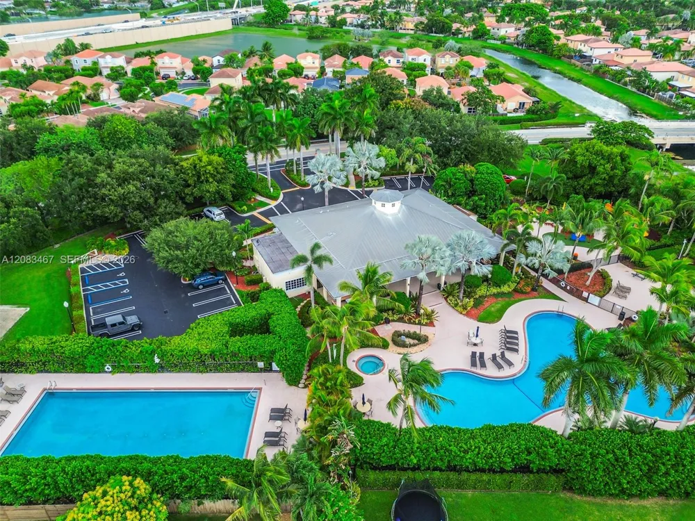 2260 NE 42nd Cir Homestead, FL 33033