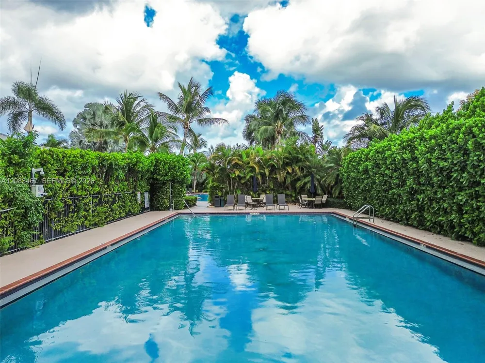 2260 NE 42nd Cir Homestead, FL 33033