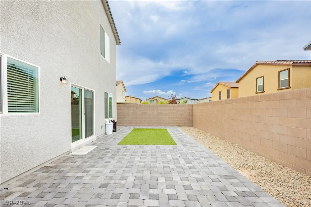 5340 Maroon Guava Street Las Vegas, NV 89113