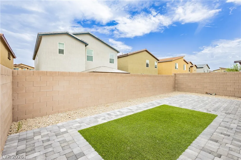 5340 Maroon Guava Street Las Vegas, NV 89113