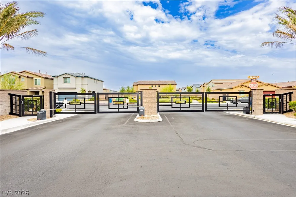 5340 Maroon Guava Street Las Vegas, NV 89113