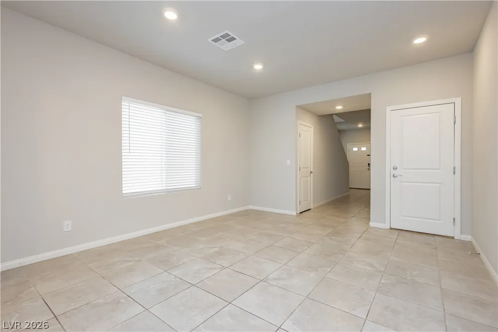 5340 Maroon Guava Street Las Vegas, NV 89113