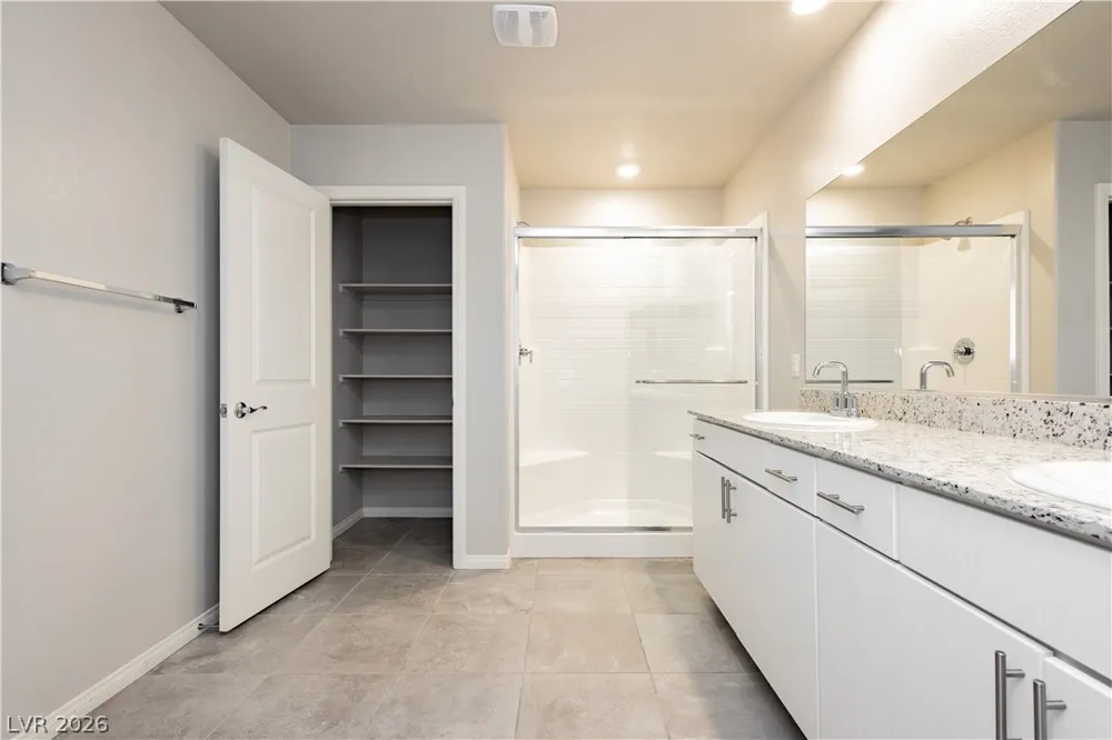 5340 Maroon Guava Street Las Vegas, NV 89113