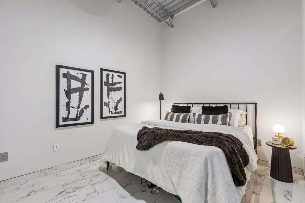 1701 Madison Street NE #404 Minneapolis, MN 55413