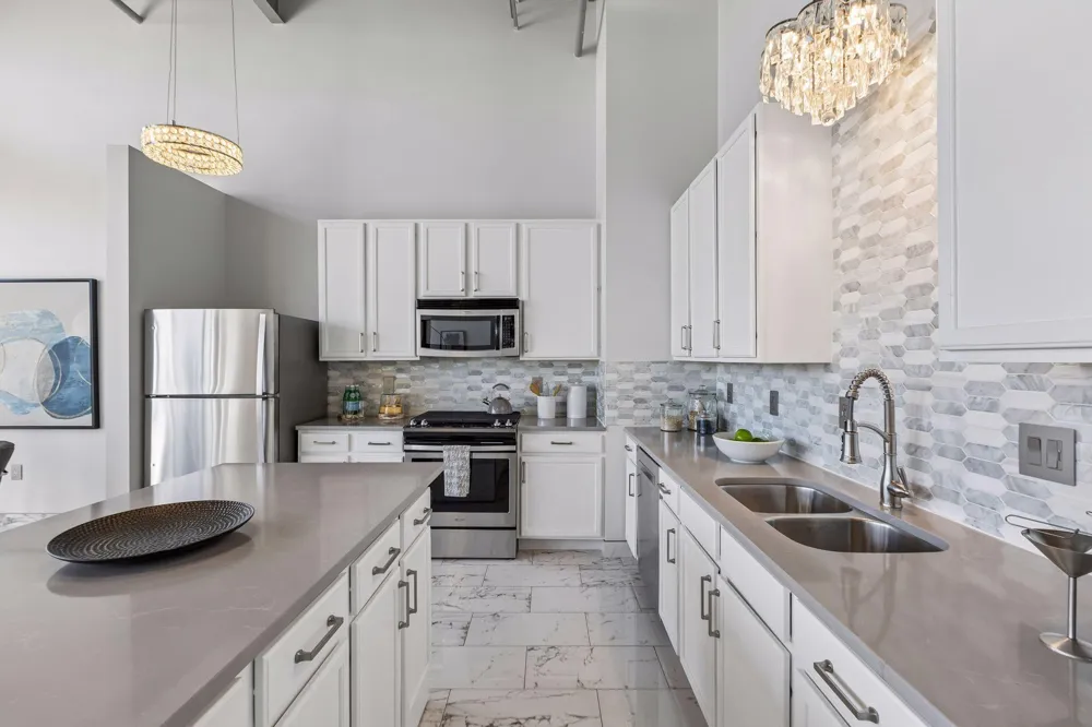 1701 Madison Street NE #404 Minneapolis, MN 55413