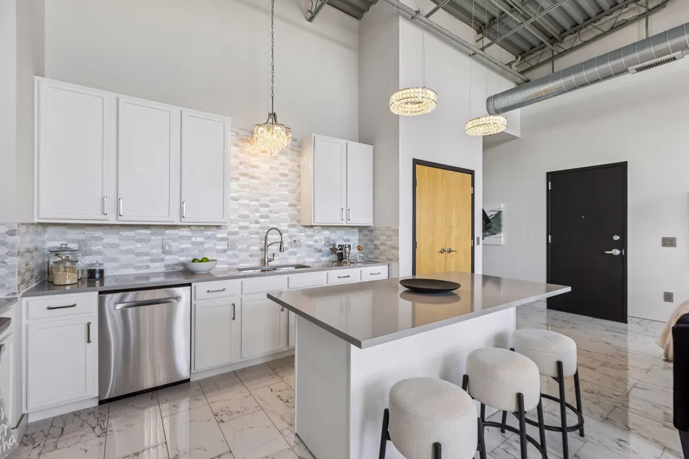 1701 Madison Street NE #404 Minneapolis, MN 55413