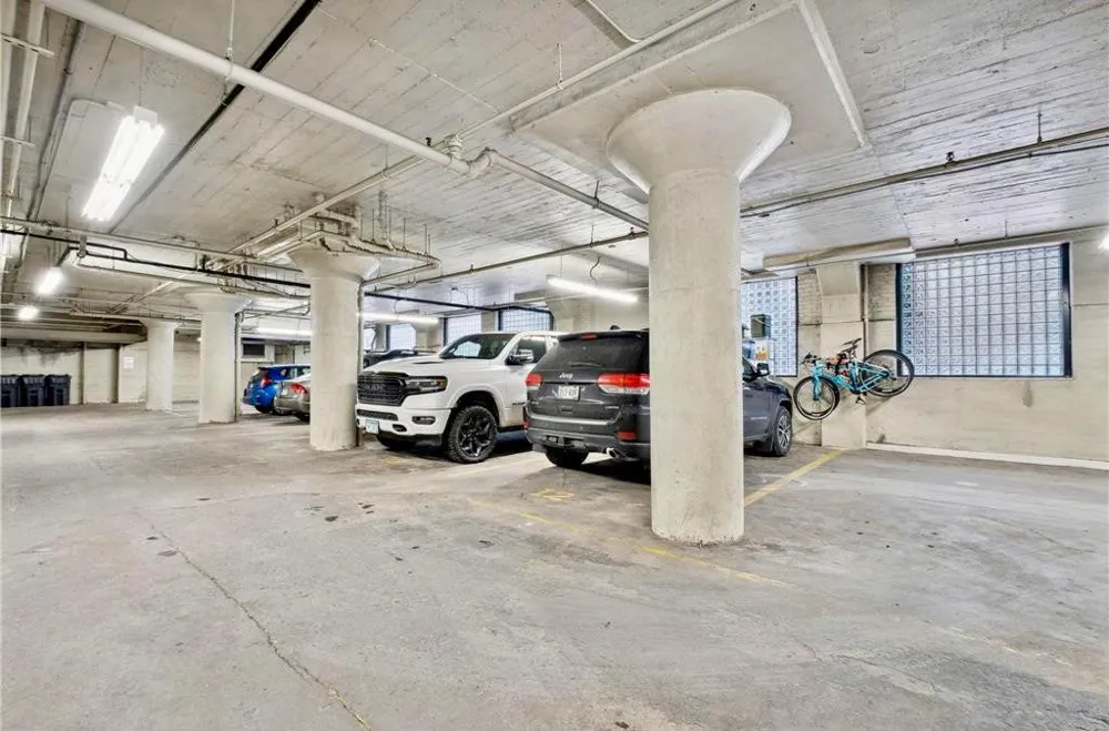 1701 Madison Street NE #404 Minneapolis, MN 55413