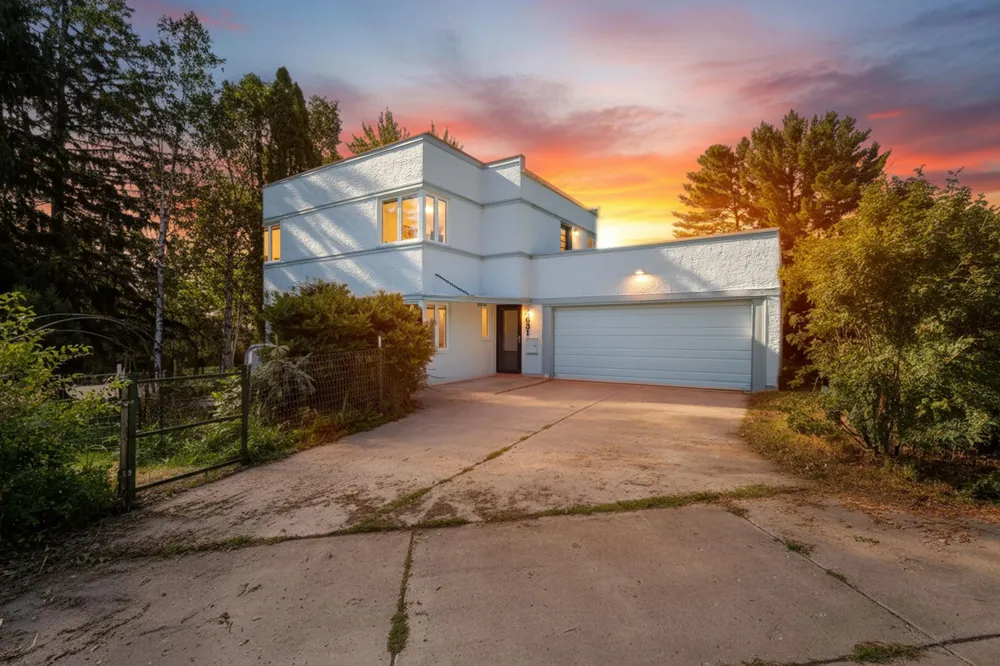 4631 London Road Duluth, MN 55804
