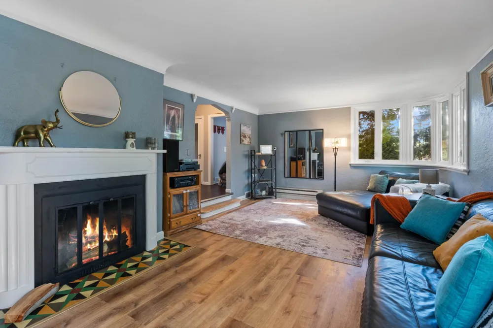 4631 London Road Duluth, MN 55804