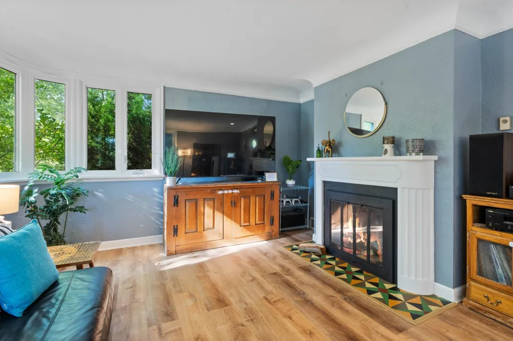 4631 London Road Duluth, MN 55804