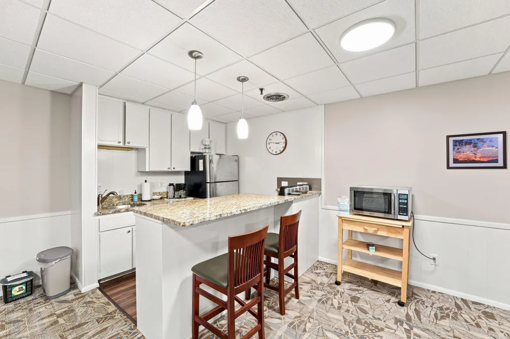 4370 Brookside Court #302 Edina, MN 55436