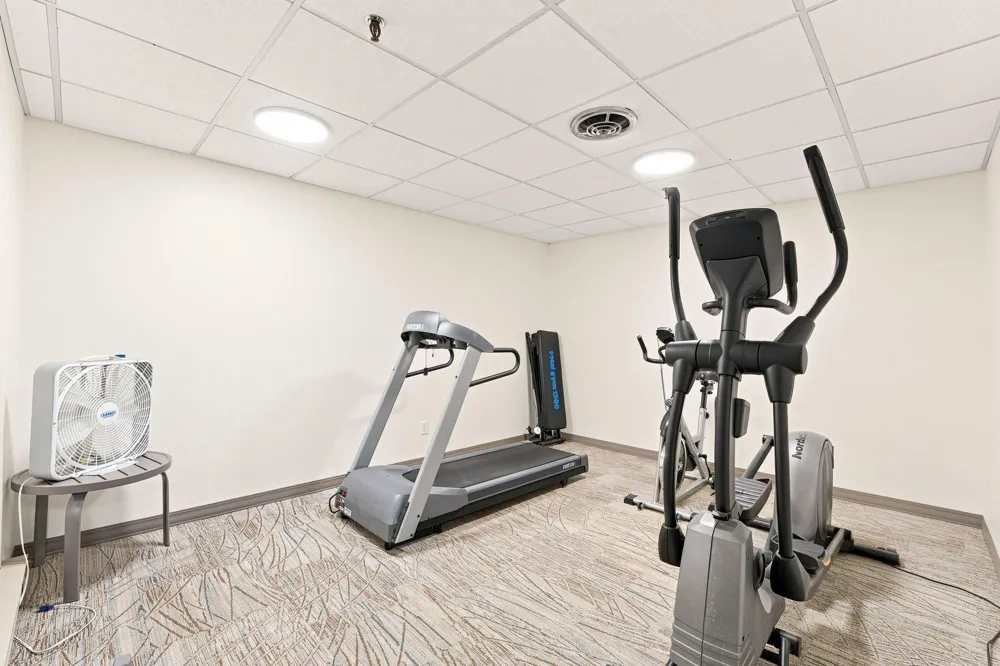 4370 Brookside Court #302 Edina, MN 55436