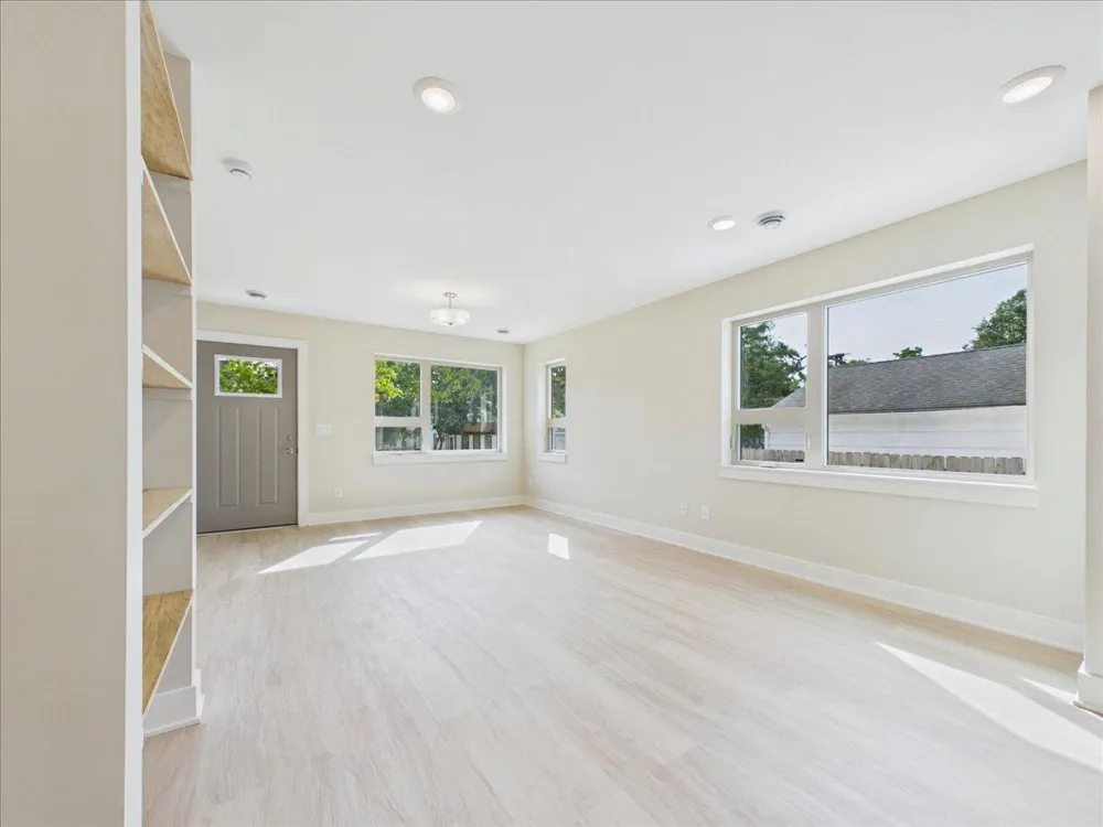 2913 4th Street Minneapolis, MN 55411