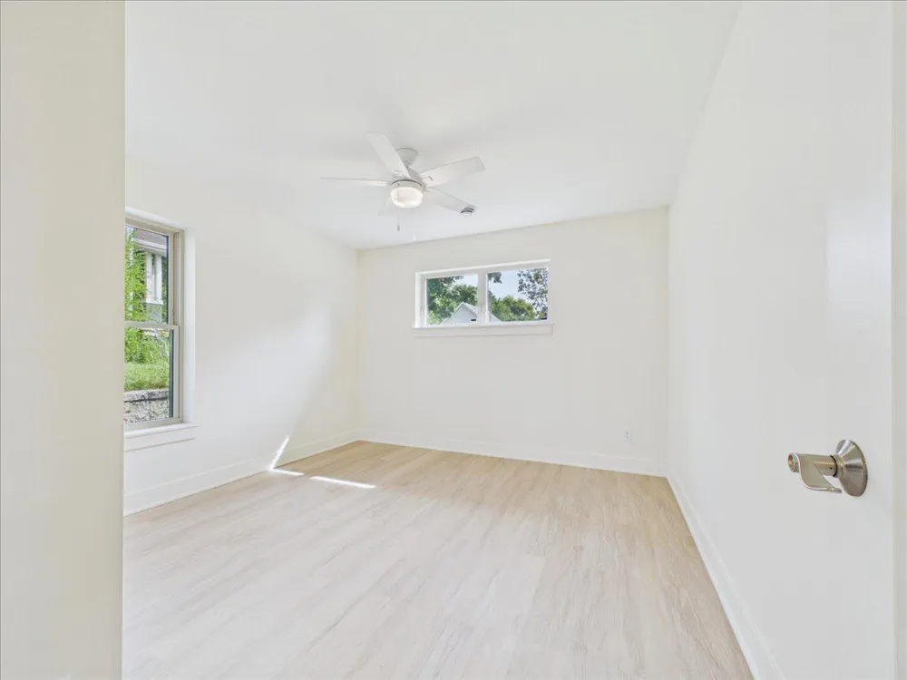 2913 4th Street Minneapolis, MN 55411