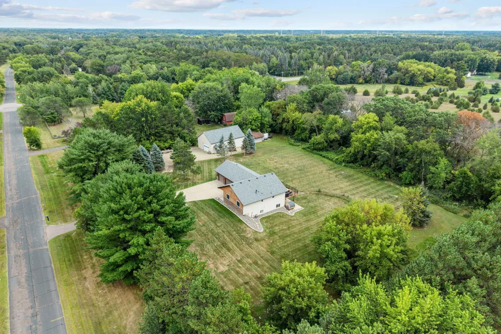 2450 177th Lane NW Andover, MN 55304