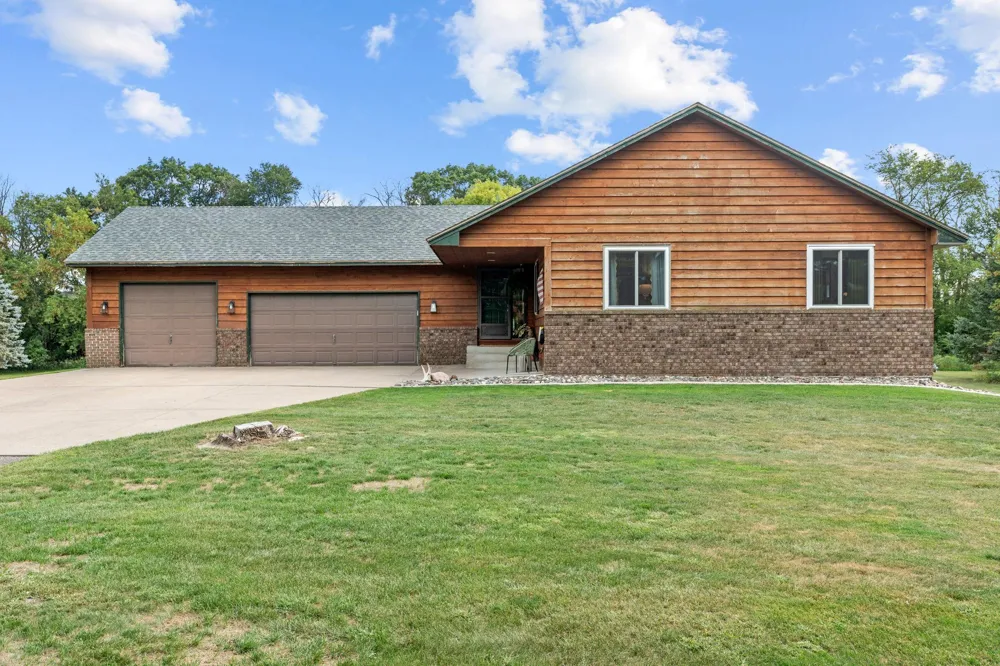 2450 177th Lane NW Andover, MN 55304