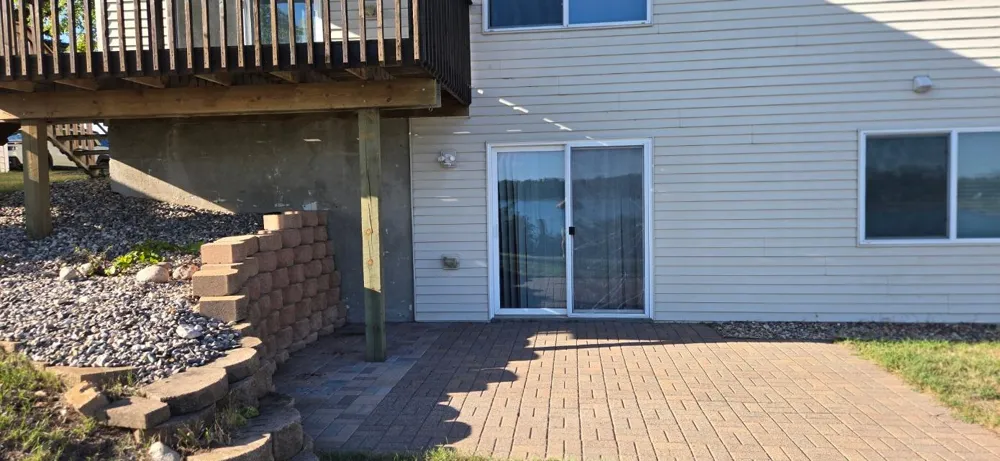 211 W Lake Street Parkers Prairie, MN 56361