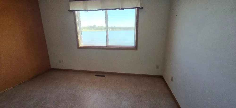 211 W Lake Street Parkers Prairie, MN 56361